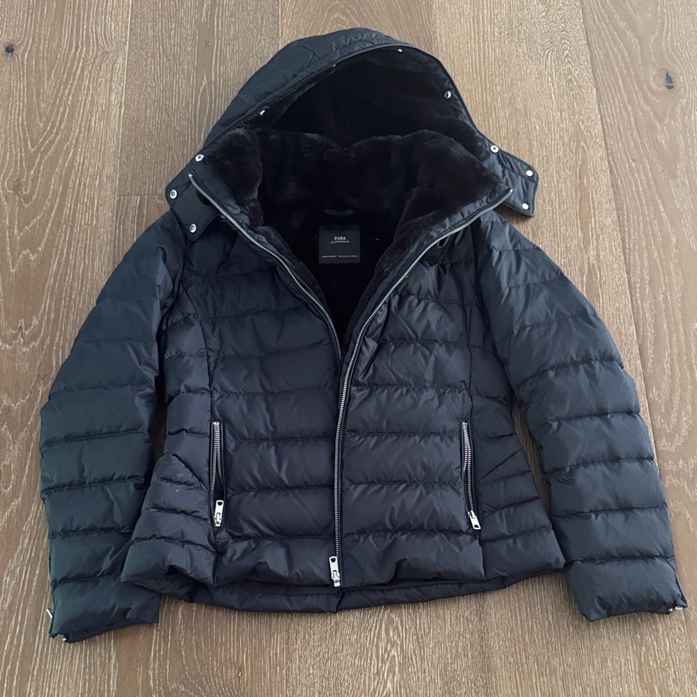 Zara Black Quilted Puffer Jacket with Hood size XL